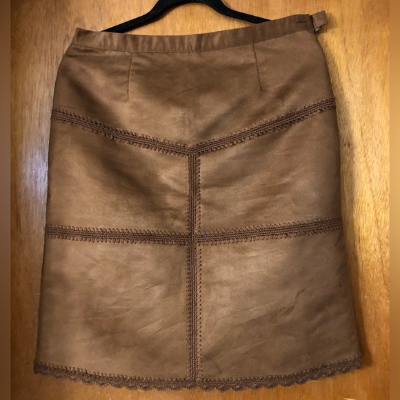 Natural Reflections Brown Suede Skirt - Picture 1 of 3